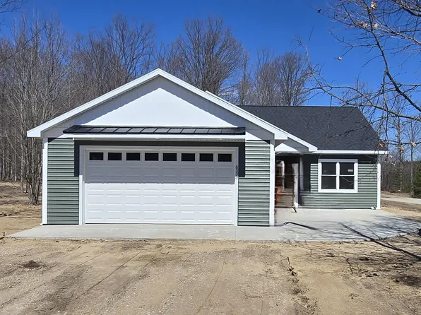 6533 Jeffrey Pl, Grawn, MI 49637