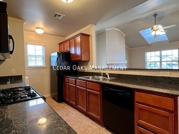 1308 S C Ct, Rogers, AR 72756