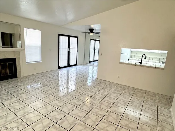 5064 Jeffreys St Unit 201, Las Vegas, NV 89119