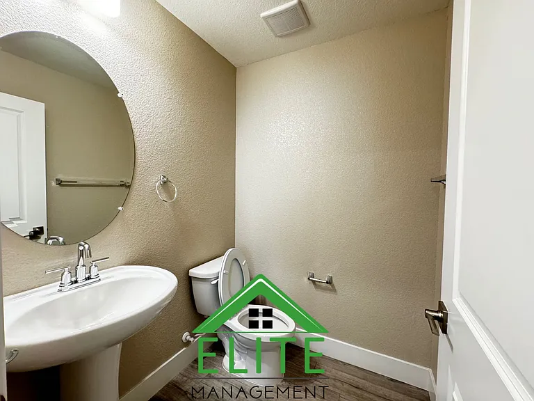 3004 Mulvaney Ave — Photo 20