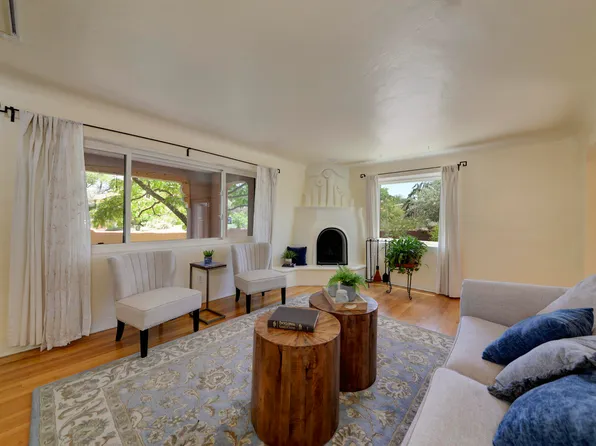 525 Solano Dr SE, Albuquerque, NM 87108