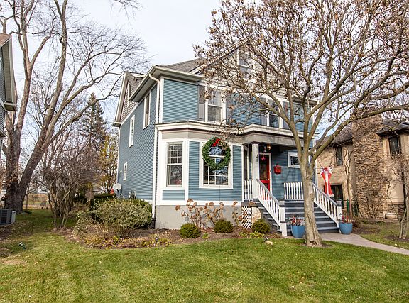 3rd image of 2110 Walters Ave