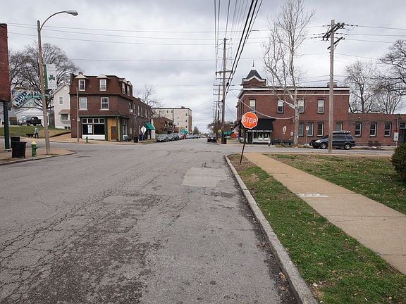 3rd image of 1304-1314 Tamm Ave