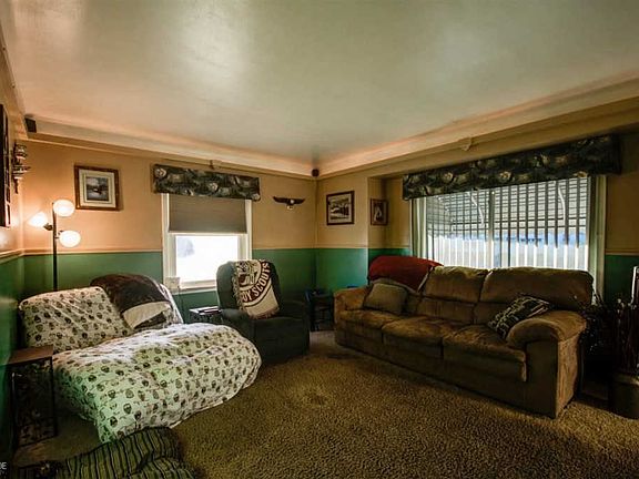 2nd image of 16749 Bettmar St