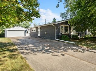 2343 46th Street Ct, Rock Island, IL 61201