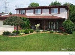 43924 Palisades Dr, Canton, MI 48187