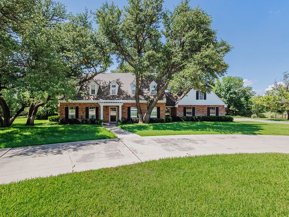 1st image of 4501 River Oaks Dr