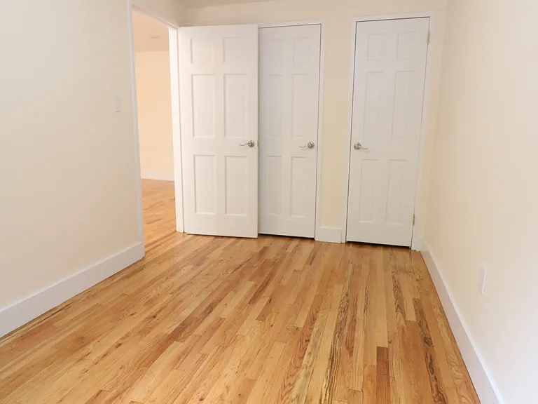 39 W 74th St #1A — Photo 13