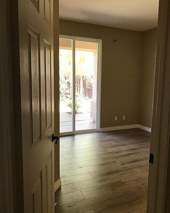 2nd image of 36458 Eagle Ln