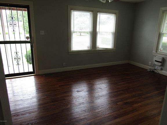 4th image of 6907 Sky Blue Ave