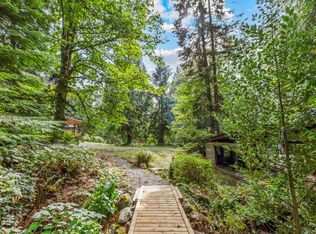 26030 103rd Ave, Maple Ridge, BC V2W 1K1