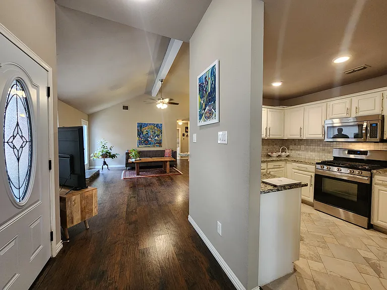 1320 Sheila Dr — Photo 41