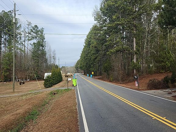 5th image of 546 New Hope Rd