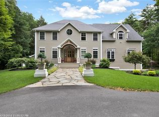 9 Aspen Way, Falmouth, ME 04105