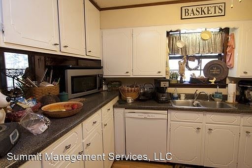 5th image of 3340 Whippoorwill Ln