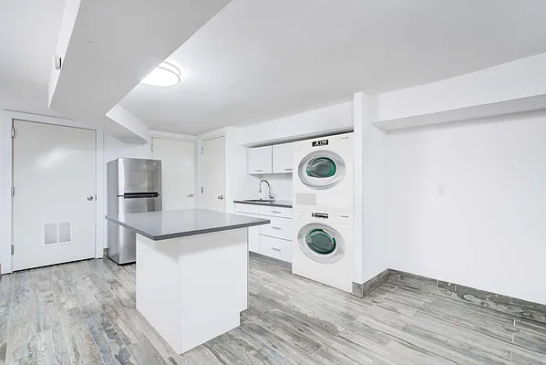 Sold by Compass | media 6