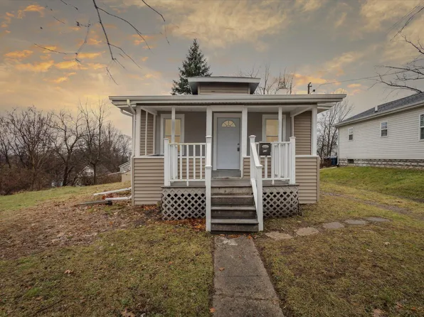 429 Saint Clair Ave, Jackson, MI 49202