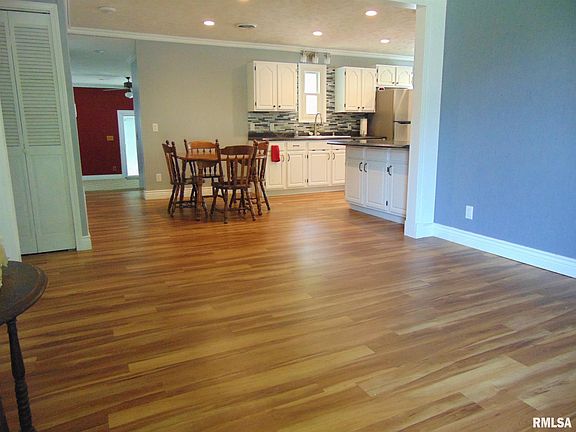 3rd image of 1403 Norton St
