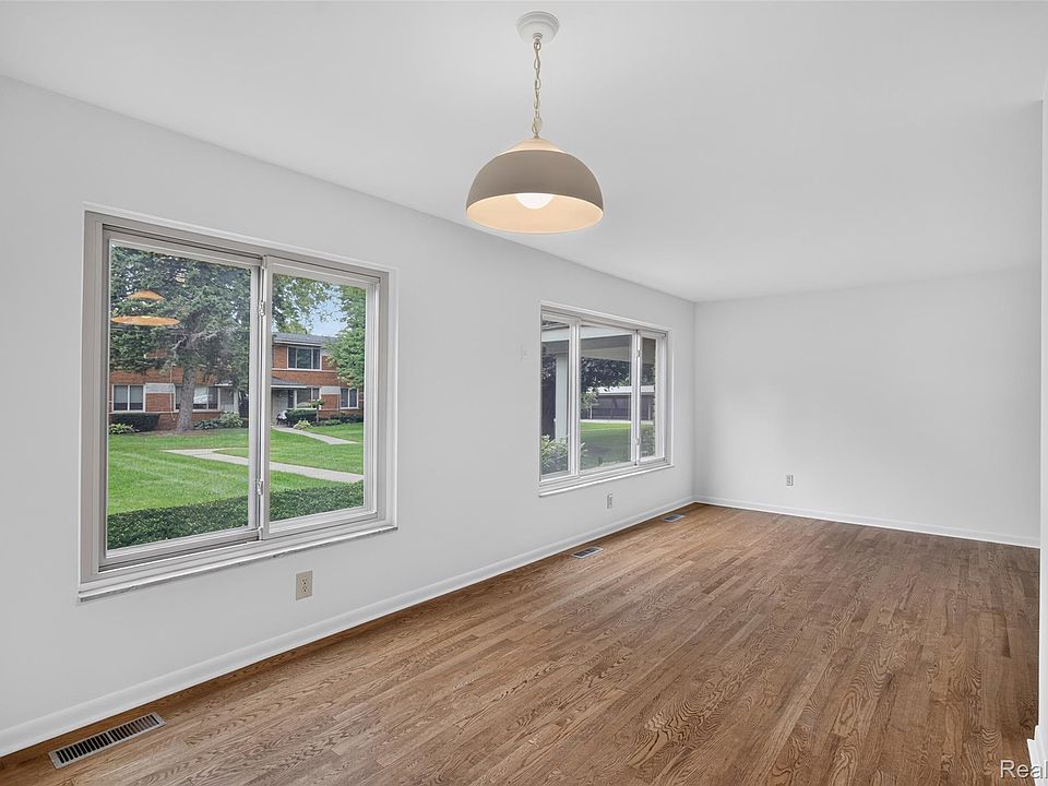 1225 Derby Rd Apt 3, photo 6