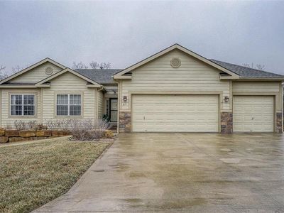 811 N Walnut St, Lone Jack, MO, 64070
