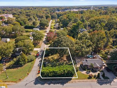 2 Edgewater Ln, Greenville, SC, 29609