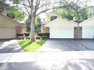 245 Carlisle Ave, Westmont, IL 60559
