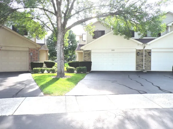 245 Carlisle Ave, Westmont, IL 60559