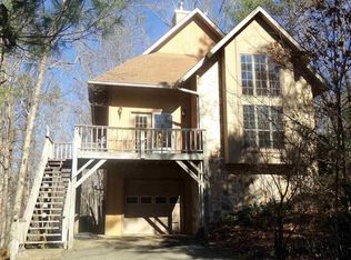 142 Phillips Dr, Cleveland, GA 30528