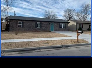 108 W 11th St, Owasso, OK 74055