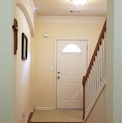 3rd image of 822 Tulip Poplar Way
