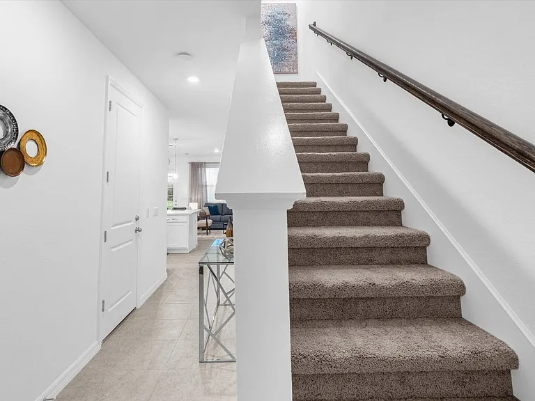 Longboat Dr — Photo 13
