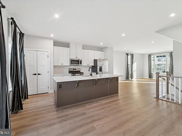 122 Arcadia Way — Photo 10