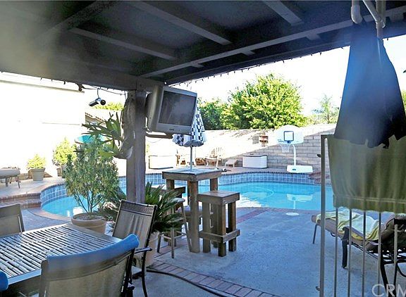 3rd image of 12375 Acacia Ave
