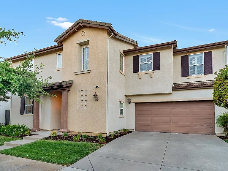 281 Candela Cir — Photo 1