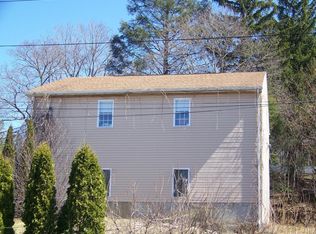 190 Traviss Aly, Peckville, PA 18452