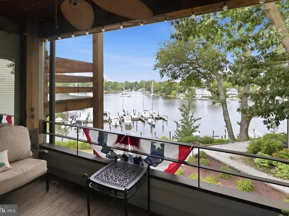 5 President Point Dr Unit A2, Annapolis, MD 21403