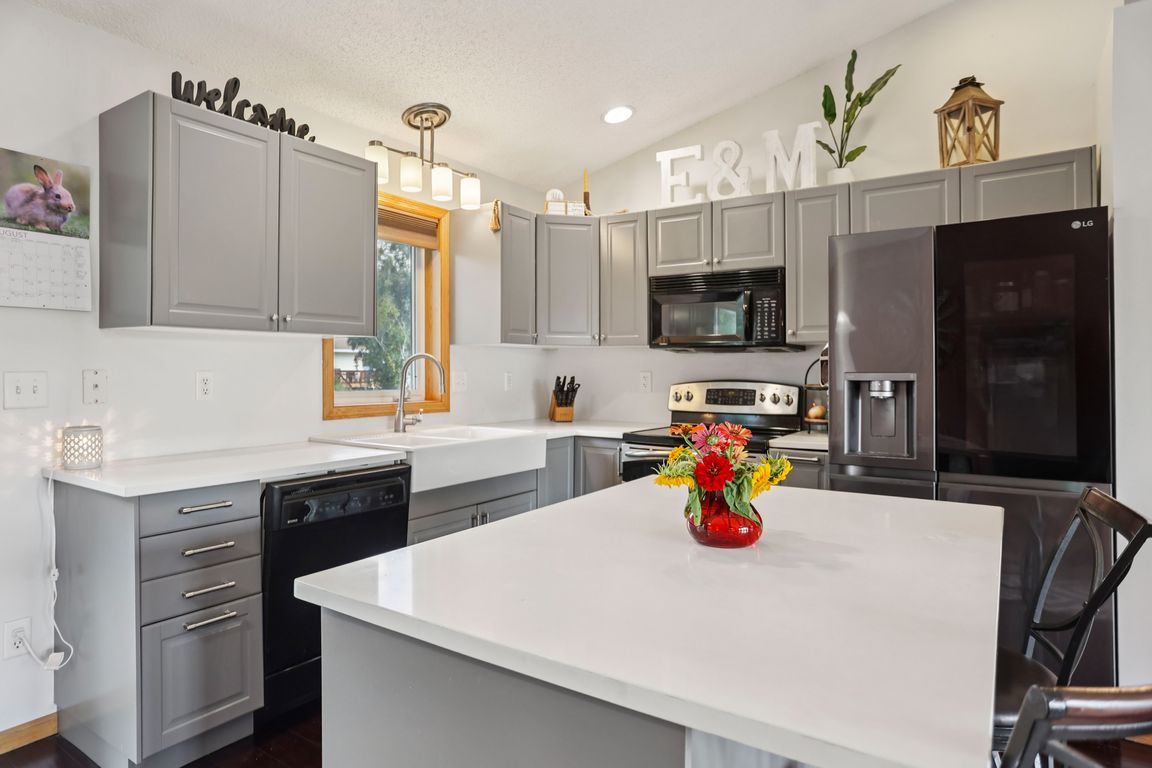 next background image