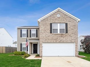 664 Country Gate Dr, New Whiteland, IN 46184