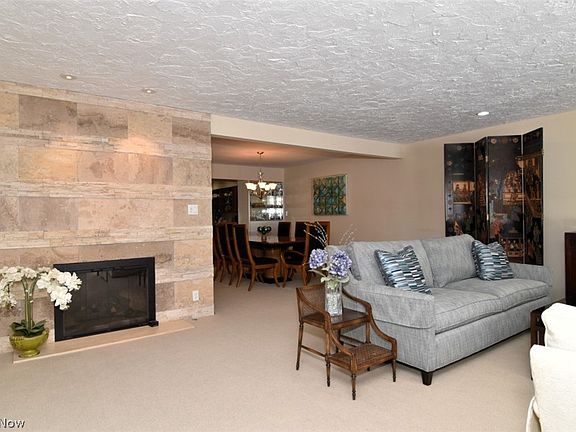 5th image of 23499 Shelburne Rd