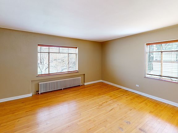 4th image of 1375 N Pearl St APT 5