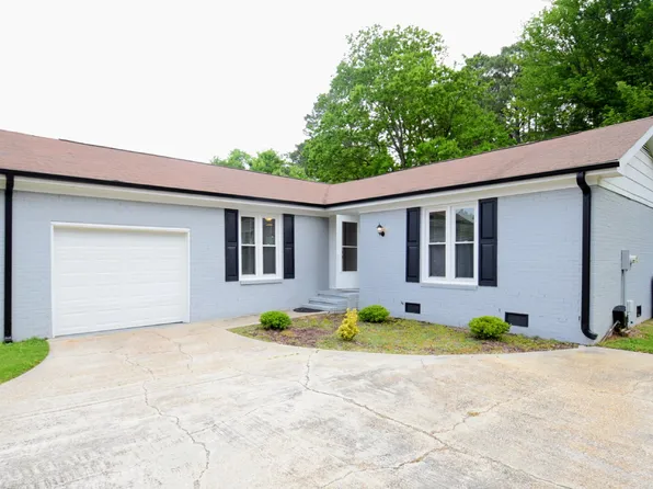4408 Chesterbrook Dr, Fayetteville, NC 28314