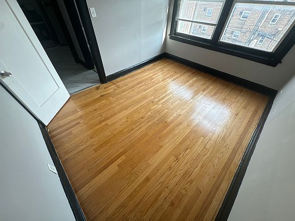 5th image of 7627 S Essex Ave APT 3