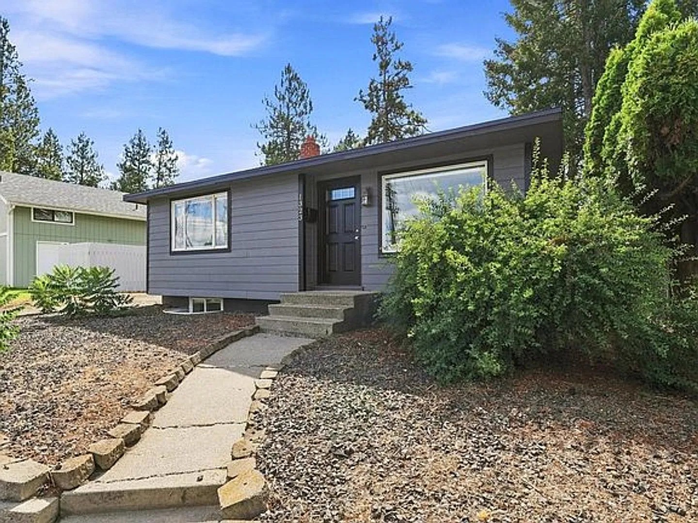 4-bedroom, 1 bath Beautifully Updated Single Family Home Available Now! - Northwest Francis — Photo 2