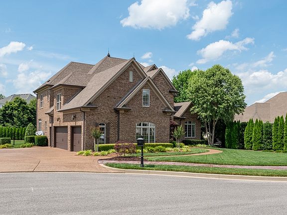 3rd image of 1104 Yorkville Belle Ct