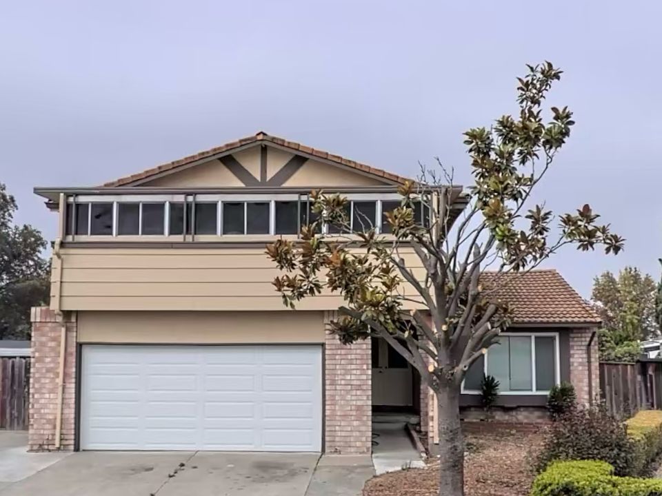 1st image of 27929 Capetown Ave