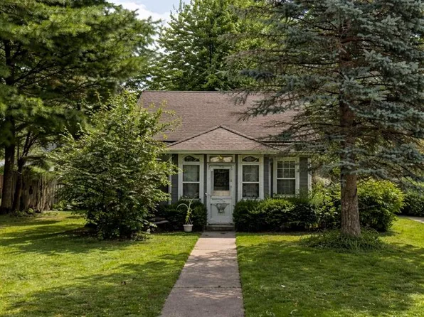 515 Ainley St, Huron East, ON N0G 1H0