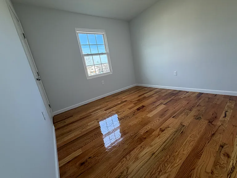 36 Woodcrest Rd #1 — Photo 10