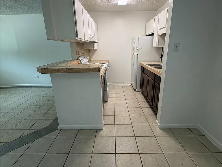 1301 Greenlawn Pkwy #A — Photo 4