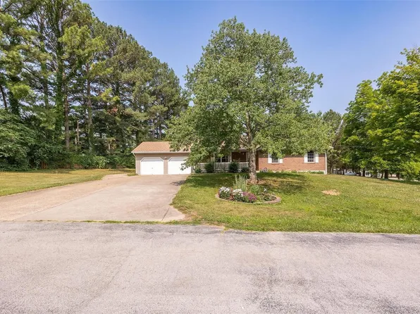 9737 Green Tree Ln, Bloomsdale, MO 63627