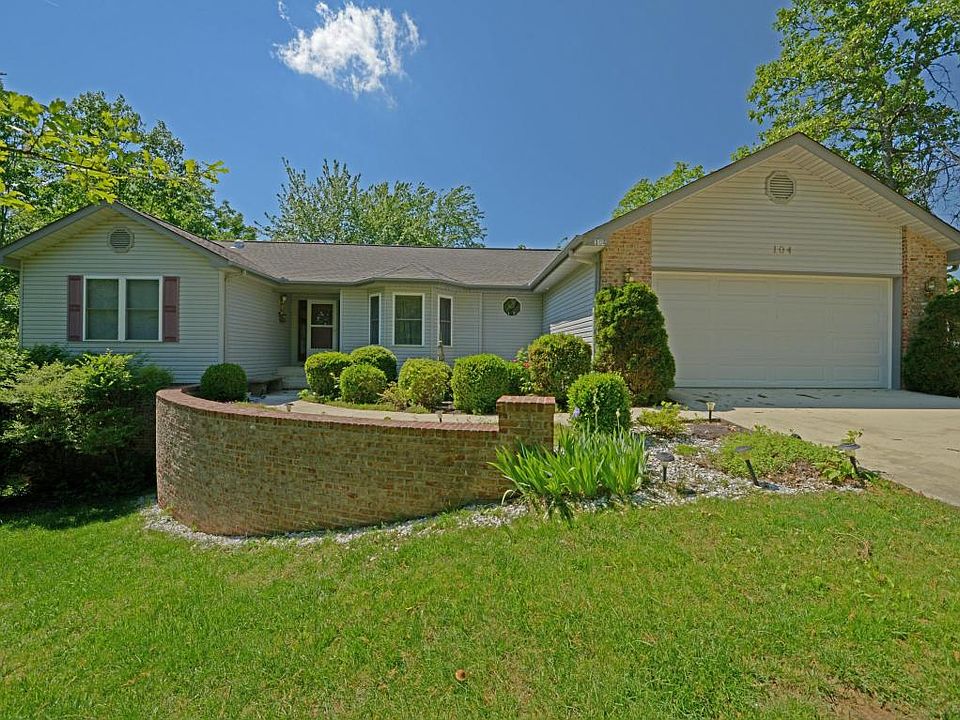 1st image of 104 Prescott Ln